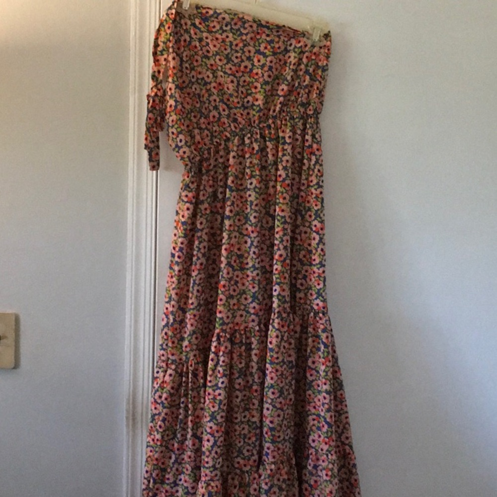 Never worn without tags one shoulder maxi floral dress